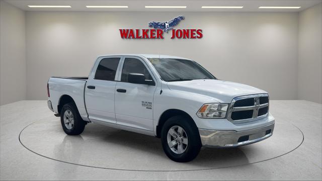 2022 RAM 1500 Classic SLT Crew Cab 4x2 57 Box