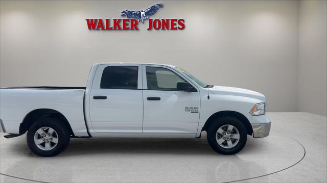 2022 RAM 1500 Classic SLT Crew Cab 4x2 57 Box