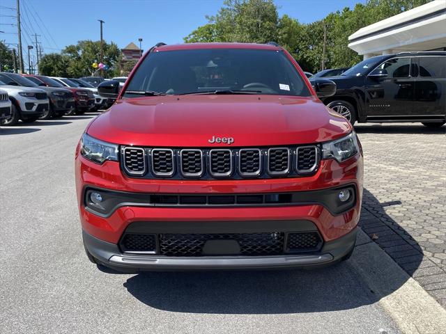 2025 Jeep Compass COMPASS LATITUDE 4X4