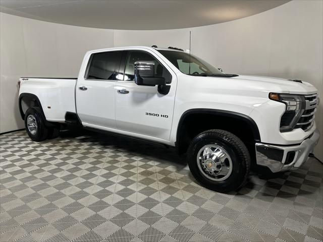2024 Chevrolet Silverado 3500HD 4WD Crew Cab Long Bed LTZ
