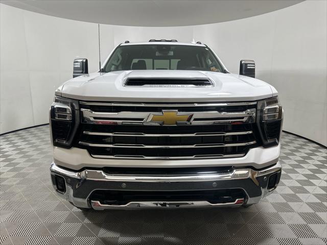 2024 Chevrolet Silverado 3500HD 4WD Crew Cab Long Bed LTZ