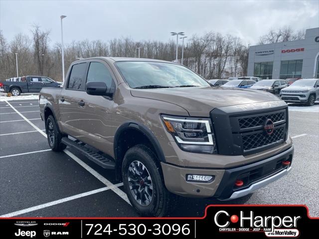 2024 Nissan TITAN Crew Cab PRO-4X 4x4