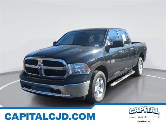 2017 RAM 1500 SLT Crew Cab 4x4 64 Box