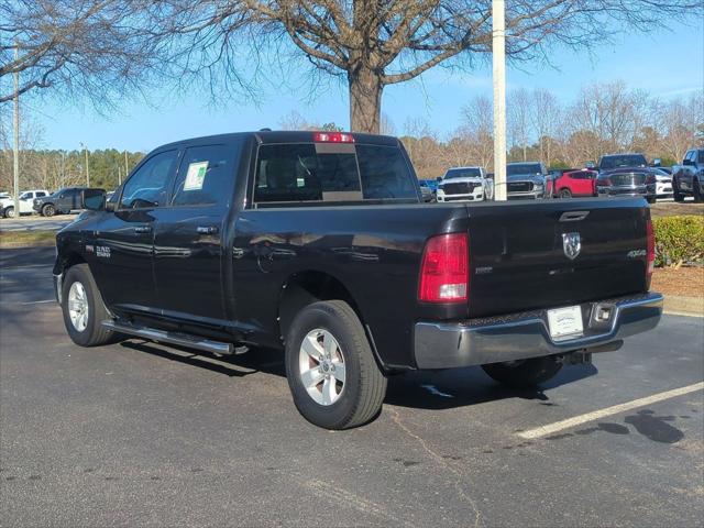 2017 RAM 1500 SLT Crew Cab 4x4 64 Box