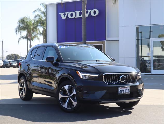 2025 Volvo XC40 B5 Core Bright Theme for sale in Santa Ana, CA