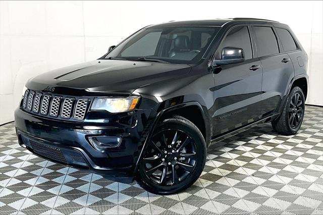 Used 2020 Jeep Grand Cherokee Altitude with VIN 1C4RJEAG1LC428921 for sale in Olive Branch, MS