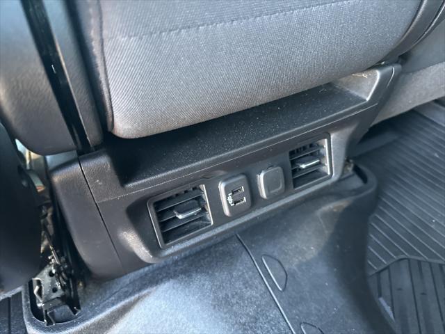 2021 Chevrolet Silverado 1500 4WD Crew Cab Short Bed RST