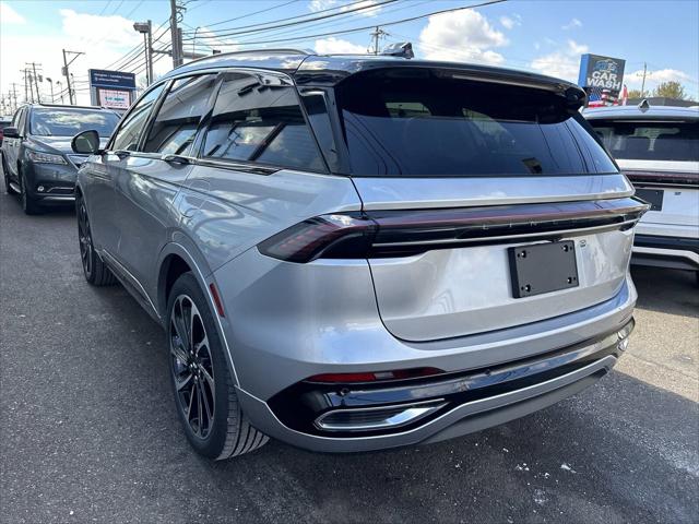 2025 Lincoln Nautilus Black Label