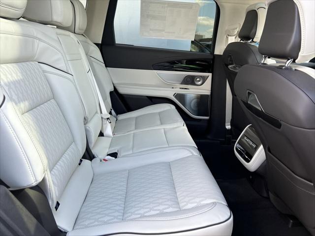 2025 Lincoln Nautilus Black Label