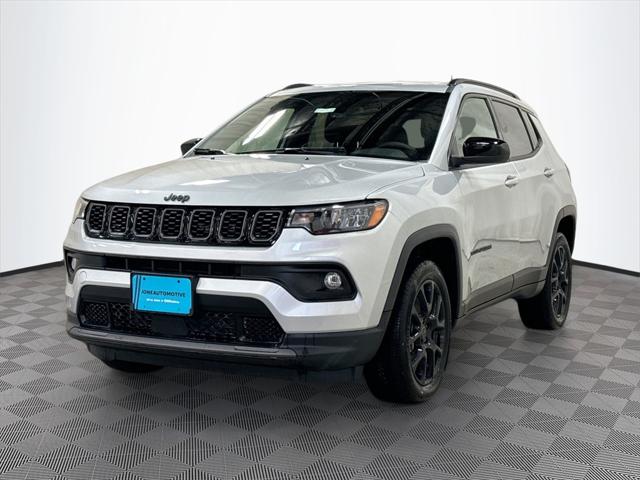 2025 Jeep Compass COMPASS LATITUDE 4X4