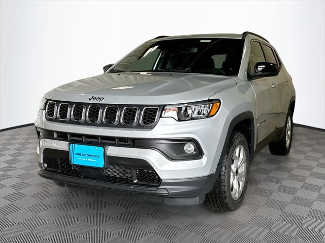 2025 Jeep Compass COMPASS LATITUDE 4X4