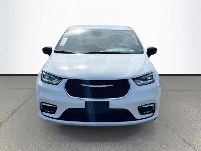 2025 Chrysler Pacifica Hybrid PACIFICA PLUG-IN HYBRID SELECT