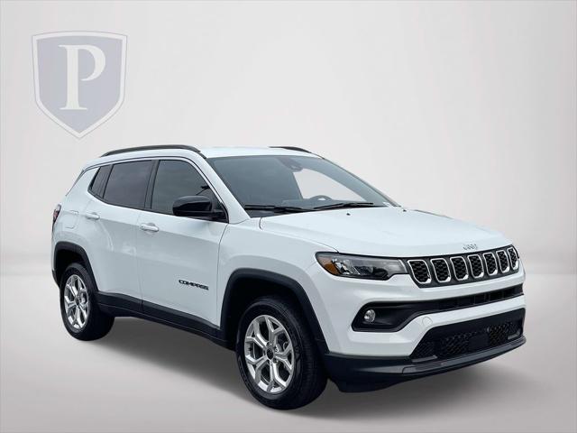 2025 Jeep Compass COMPASS LATITUDE 4X4