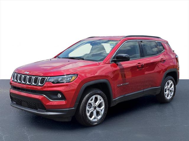 2025 Jeep Compass COMPASS LATITUDE 4X4