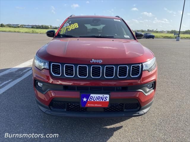 2025 Jeep Compass COMPASS LATITUDE 4X4