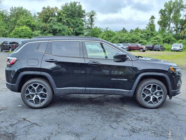 2025 Jeep Compass COMPASS LIMITED 4X4