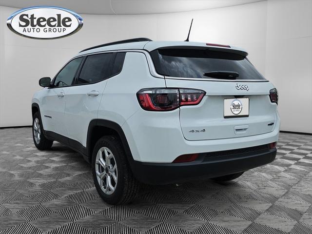 2025 Jeep Compass COMPASS LATITUDE 4X4