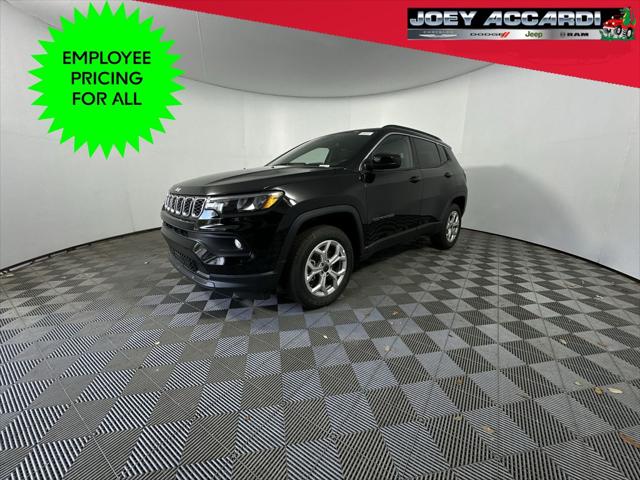 2025 Jeep Compass COMPASS LATITUDE 4X4