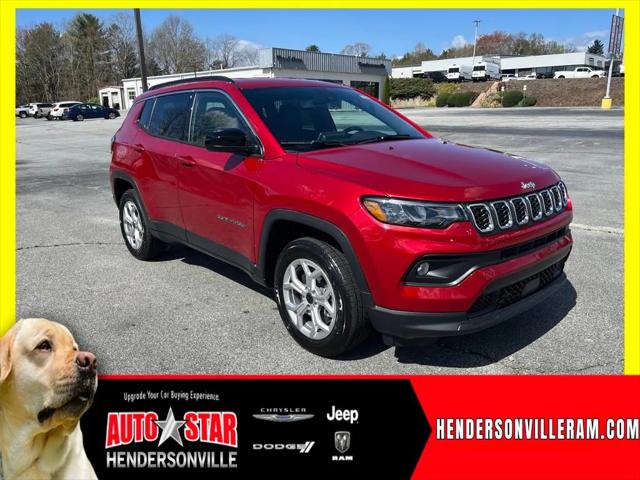 2025 Jeep Compass COMPASS LATITUDE 4X4