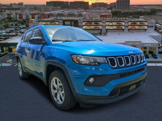 2025 Jeep Compass COMPASS LATITUDE 4X4