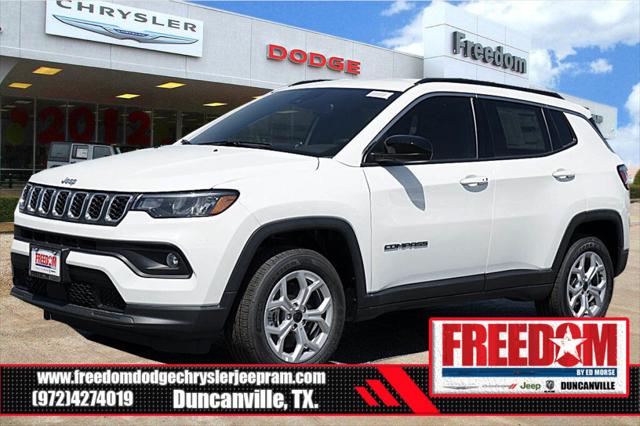 2025 Jeep Compass COMPASS LATITUDE 4X4
