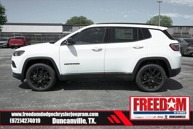 2025 Jeep Compass COMPASS LATITUDE 4X4