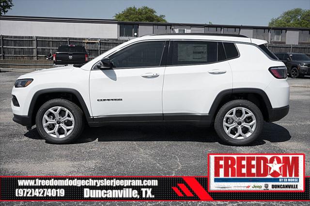2025 Jeep Compass COMPASS LATITUDE 4X4