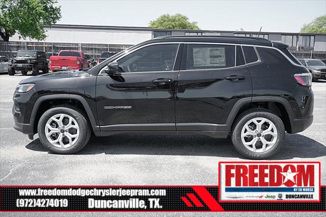 2025 Jeep Compass COMPASS LATITUDE 4X4