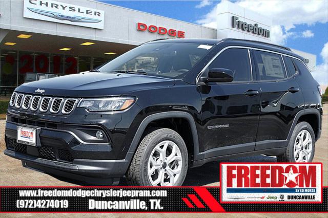 2025 Jeep Compass COMPASS LATITUDE 4X4