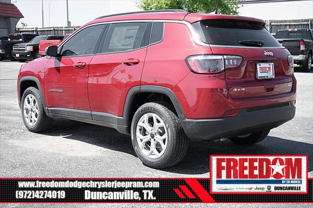 2025 Jeep Compass COMPASS LATITUDE 4X4