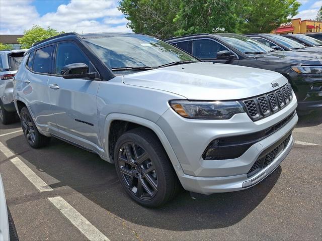 2025 Jeep Compass COMPASS LIMITED 4X4