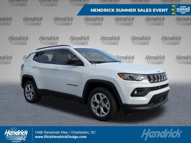 2025 Jeep Compass COMPASS LATITUDE 4X4