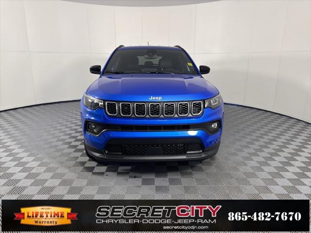 2025 Jeep Compass COMPASS LATITUDE 4X4