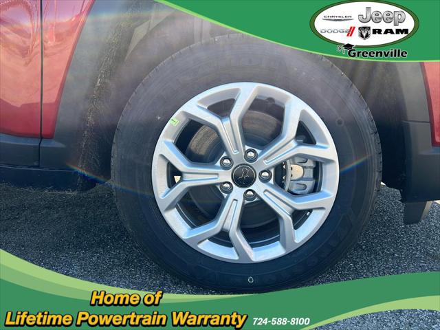 2025 Jeep Compass COMPASS LATITUDE 4X4