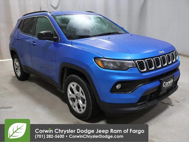 2025 Jeep Compass COMPASS LATITUDE 4X4