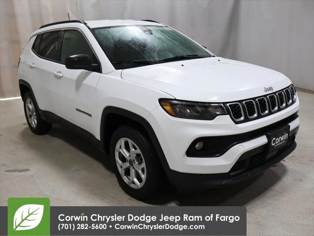 2025 Jeep Compass COMPASS LATITUDE 4X4