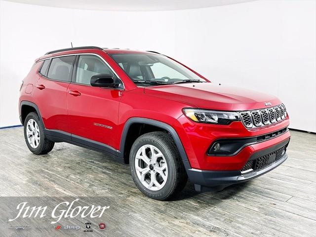 2025 Jeep Compass COMPASS LATITUDE 4X4