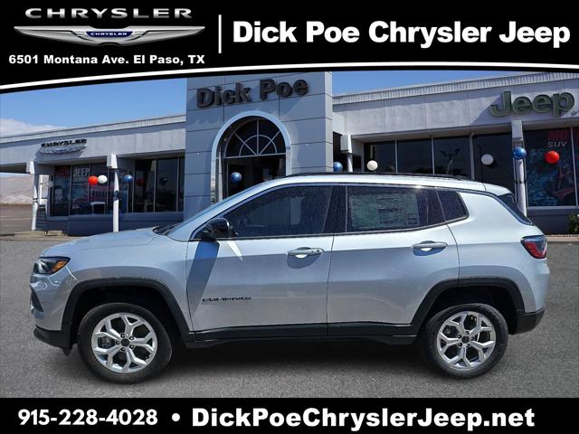 2025 Jeep Compass COMPASS LATITUDE 4X4