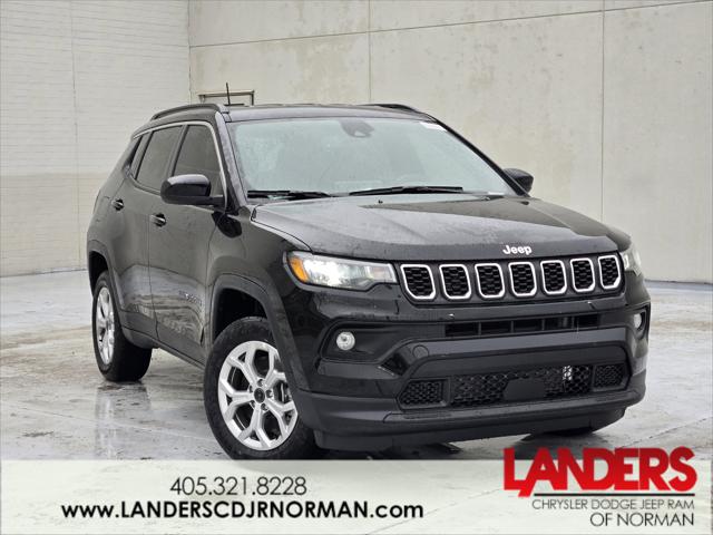 2025 Jeep Compass COMPASS LATITUDE 4X4