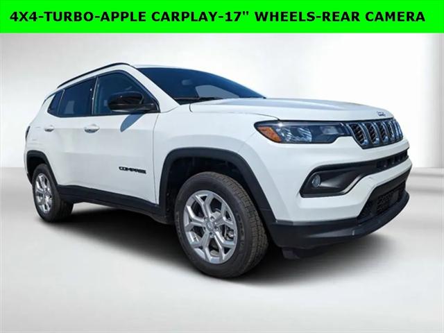 2025 Jeep Compass COMPASS LATITUDE 4X4