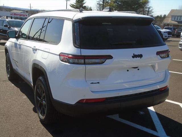 2025 Jeep Grand Cherokee GRAND CHEROKEE L ALTITUDE X 4X4