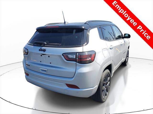 2025 Jeep Compass COMPASS LIMITED 4X4