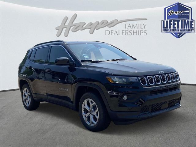 2025 Jeep Compass COMPASS LATITUDE 4X4