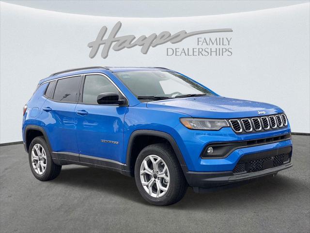 2025 Jeep Compass COMPASS LATITUDE 4X4