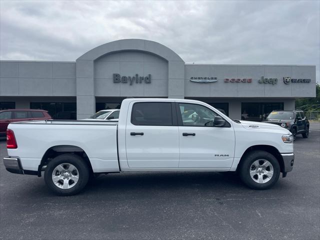 2025 RAM Ram 1500 RAM 1500 TRADESMAN CREW CAB 4X2 64 BOX