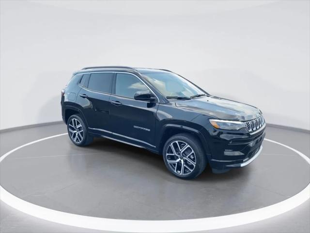 2025 Jeep Compass COMPASS LIMITED 4X4
