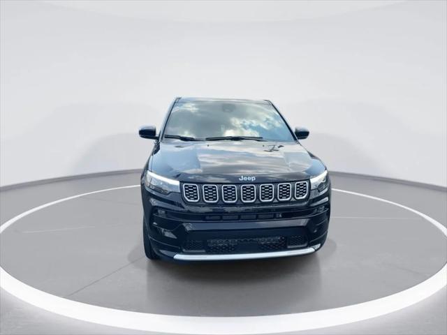 2025 Jeep Compass COMPASS LIMITED 4X4