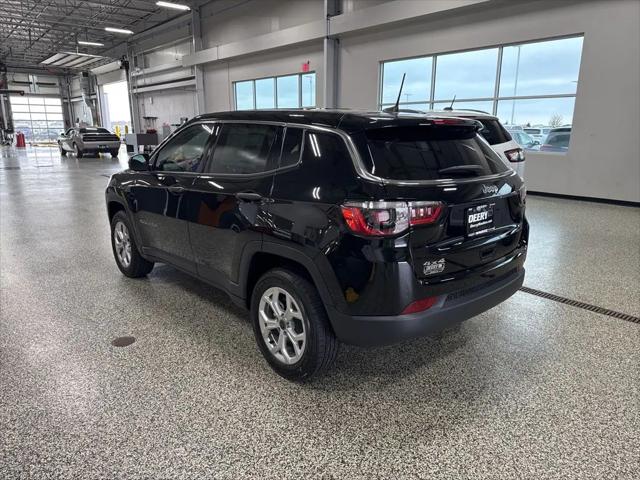 2025 Jeep Compass COMPASS SPORT 4X4