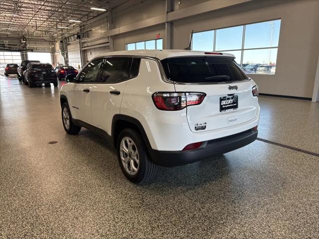 2025 Jeep Compass COMPASS SPORT 4X4
