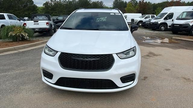 2025 Chrysler Pacifica Hybrid PACIFICA PLUG-IN HYBRID S APPEARANCE